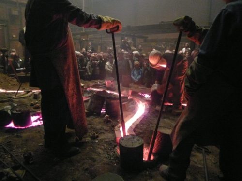 Guss der Benediktusglocke